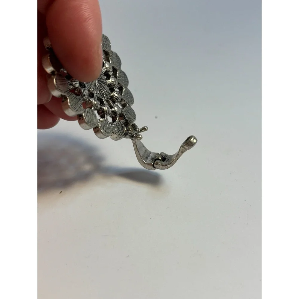 Pendant Necklace Silver Tone Faux Pearl Chunky Maximalist Boho Design‎